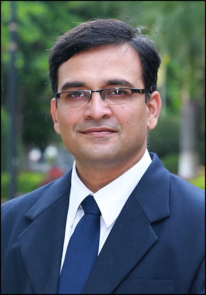 Prof Dr Saket Yeolekar